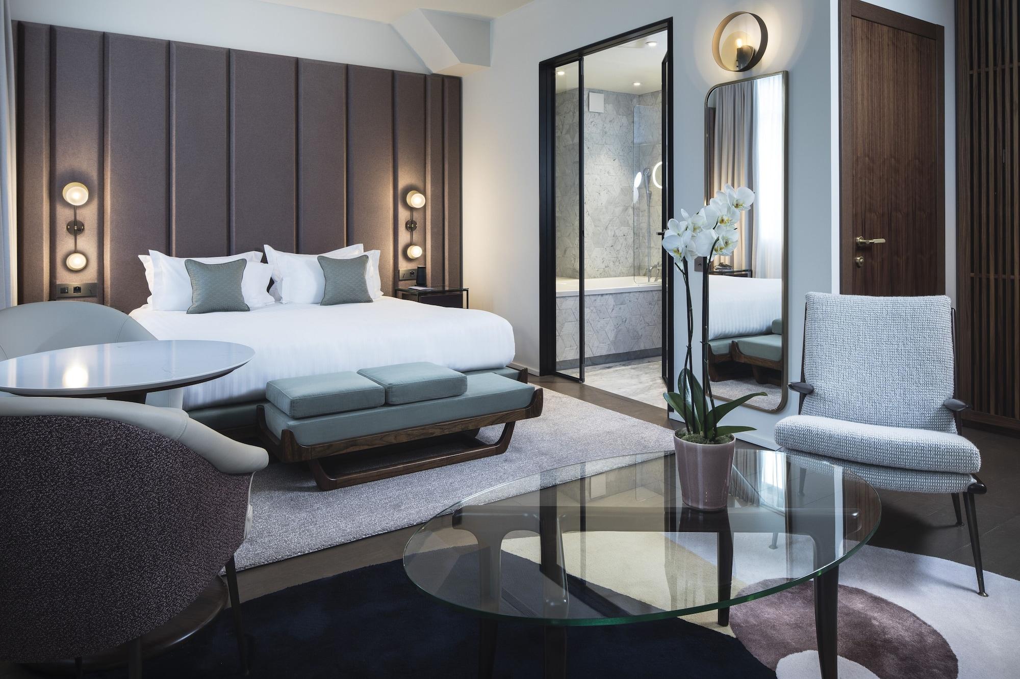 Maison Breguet Paryż Zewnętrze zdjęcie A suite at the Mandarin Oriental, Paris