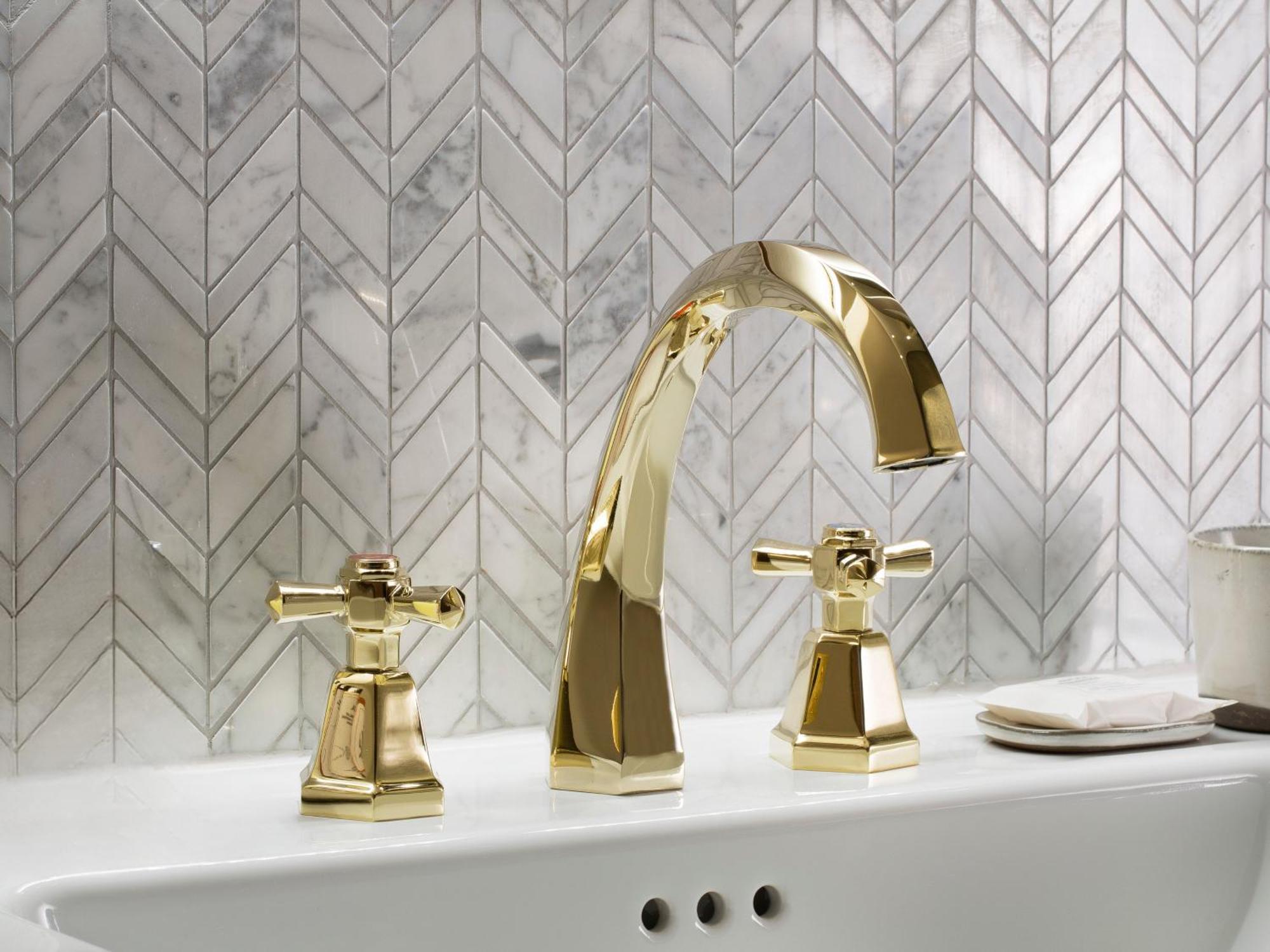 Maison Breguet Paryż Zewnętrze zdjęcie A widespread bathroom faucet