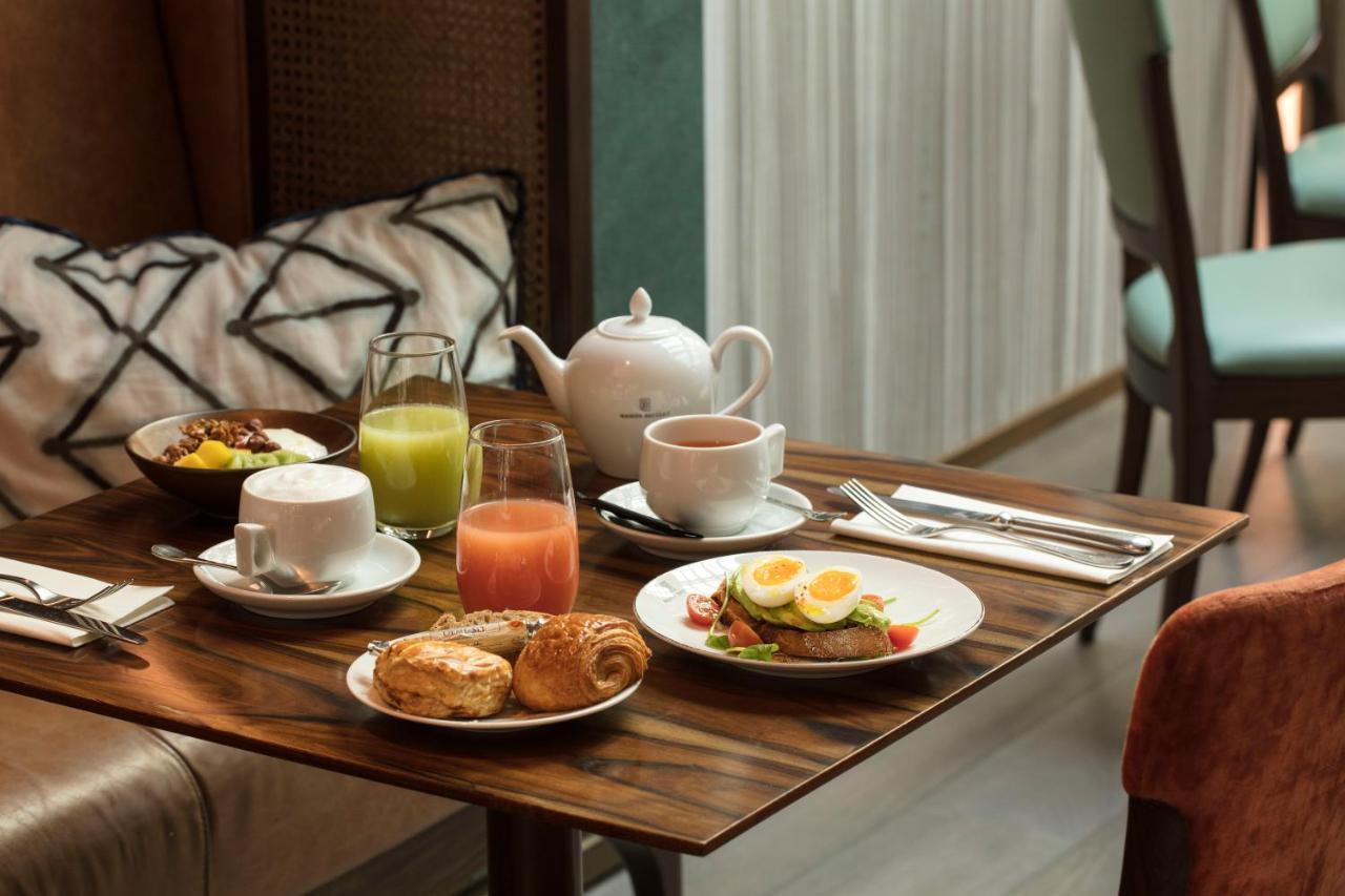 Maison Breguet Paryż Zewnętrze zdjęcie Breakfast at the hotel